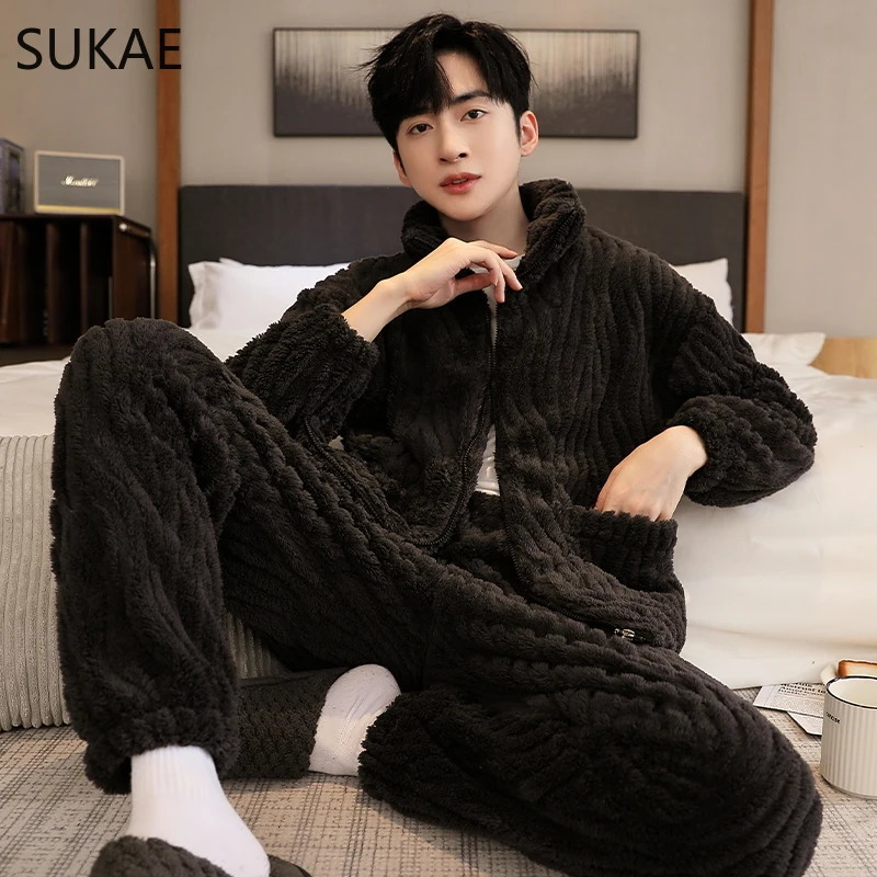 SUKAE L5XL Chubby Thermal Zipper Pijamas Boy Leisure Man Sporty Sleepwear Big Size Men Pajamas Winter Thick Velvet Coral Pajama 241111
