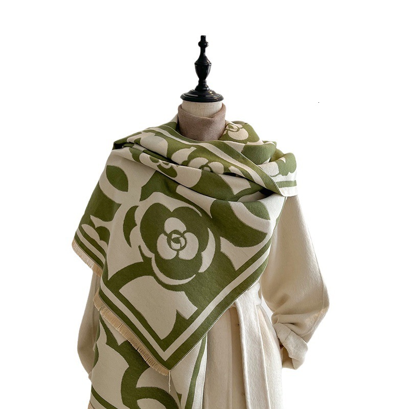 High quality fashion design,Women's autumn and winter outside with shawl warm fashion neck