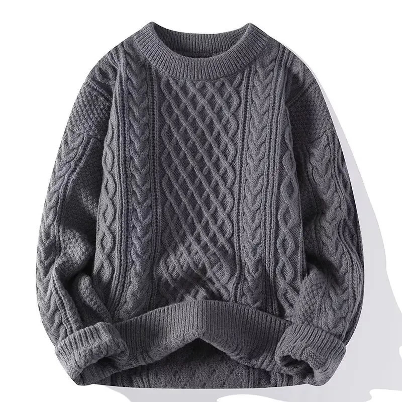 Trendy Knitted Sweater For Men Casual Round Neck Warm Inner Loosefit Pullover Cozy Soft Supple Fall Winter Fashion 241111