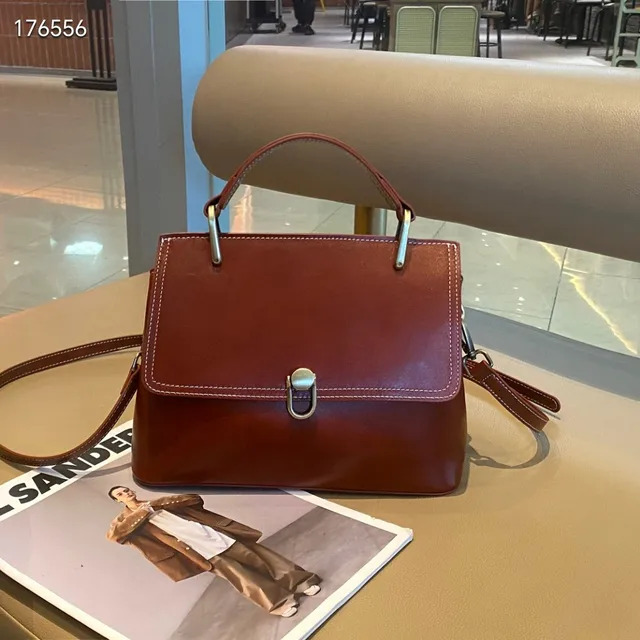 Leather Women's Handbag Hand-Held Shoulder Large Capacity Buckle Bag, Fashionable And Versatile Crossbody Bag Genuine Leather Zipper Bagvoyage