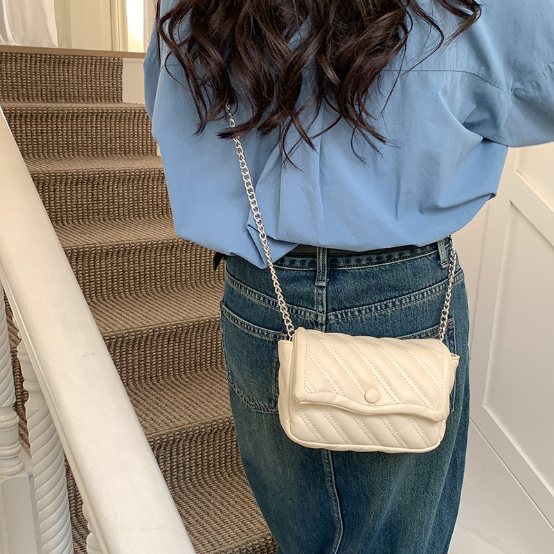 2024 new crossbody niche high-end chain Designer Bag versatile mini shoulder bag for women