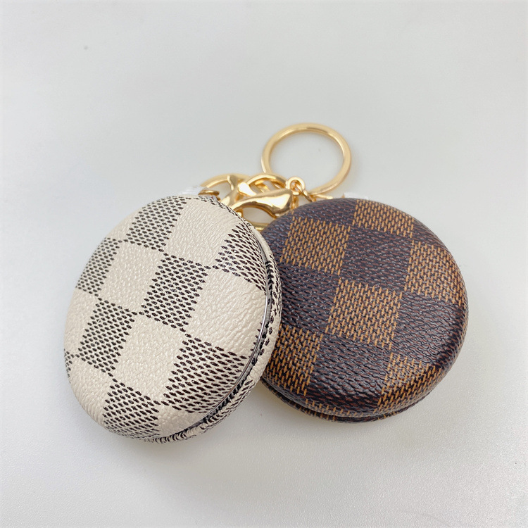 Fashion Keychain Bread Mirror Decoration Small round Mirror Cosmetic Mirror Handheld Dressing Mirror Keychain Double-Sided Mirror Make-up Key Chains 10 colors