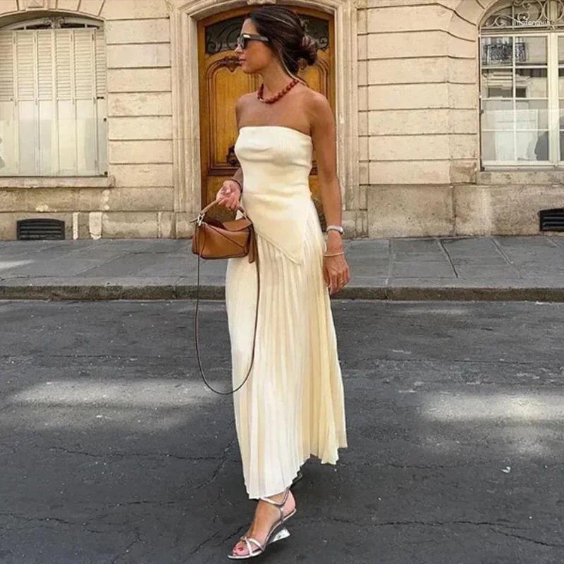 Strapless Tank Top Pleated Skirt Suit: Sexy 2-Piece 2024 Summer Women's Outfit Set