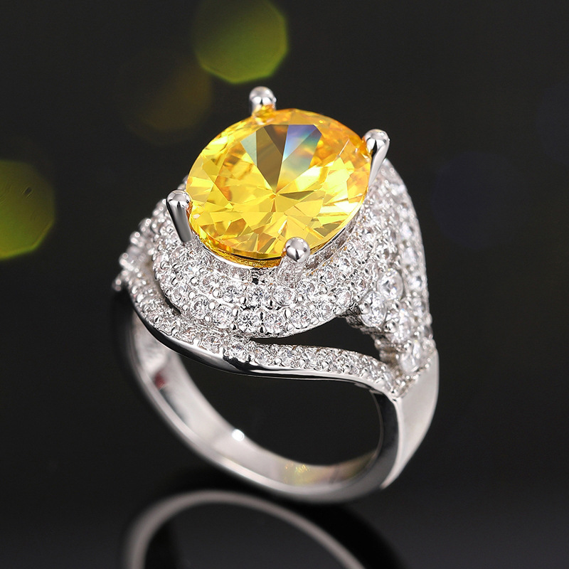 Solitaire Ring Designer Hollow Round Zircon Ring Women White Gold Crystal Ring Yellow Diamond Ring High-end Party Dress Jewelry