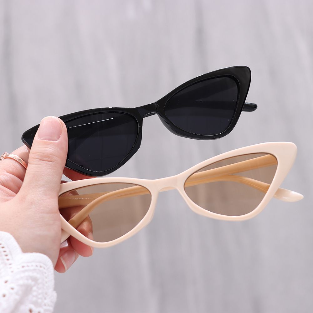 Cat Eye Retro Sunglasses Small Frame Eyewear UV400 Trendy Vintage Sunglasses Streetwear Accessories Sunglasses for Women