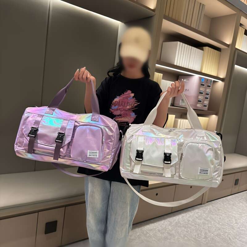 2025S Designer S New Model Fashion Shimmering Duffel Bag With Random Zipper Direction Perfect For Fiess And Travel