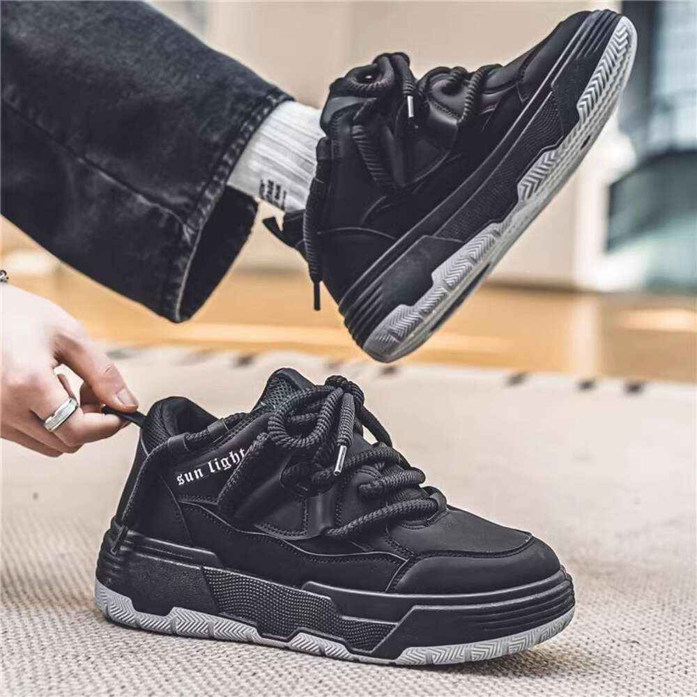 Men's Winter Bread Youth Thick Soles, Height Increasing Casual Board Shoes, Spring And Autumn Sports Trendy Shoes