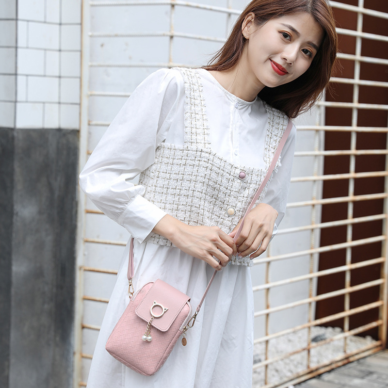 2023 Spring Summer Mini Cross-body Mobile Phone Shoulder Bag Woven Pearl Tassel Cover-style Female Bag Shoulder Diagonal Bag