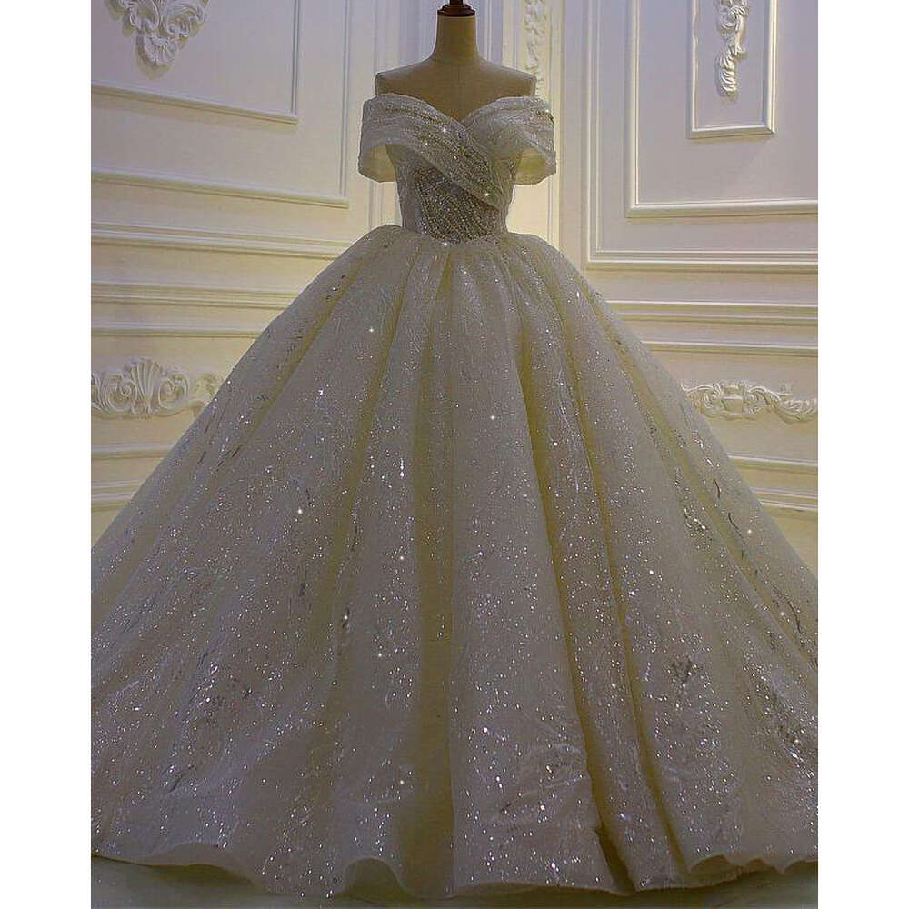 Gorgeous Beading Pearls Bride Dresses White Fashion Sweetheart Sequined or Length Ball Gowns Chic Chapel Train Wedding Dress