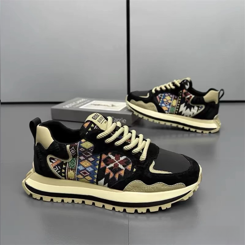 2025 Little White Casual Sneakers Men's Spring New Trend Mesh Running Couple Versatile Board Shoes