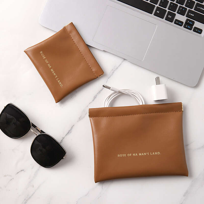 Fragment with automatic closure, wired earphone storage bag, PU zero wallet, mini portable lipstick and makeup bag