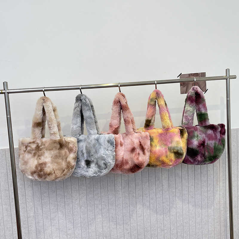 Winter Fur Bags Women Contrasting Color Handbag Large Capacity Single Shoulder Commuting Plush Armpit Tote Bag 241111