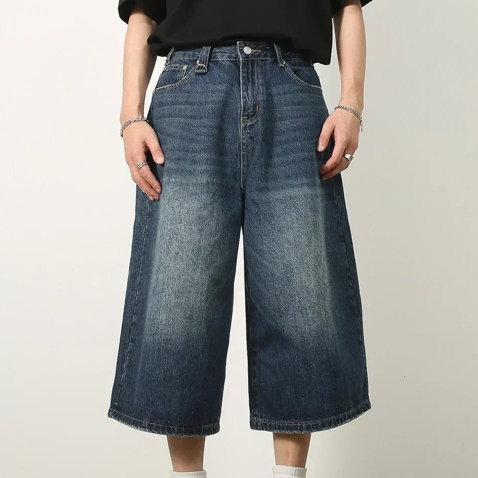 Mens retro Y2k loose fit slim shorts with wide legs and high waist washed knee jeans 241108