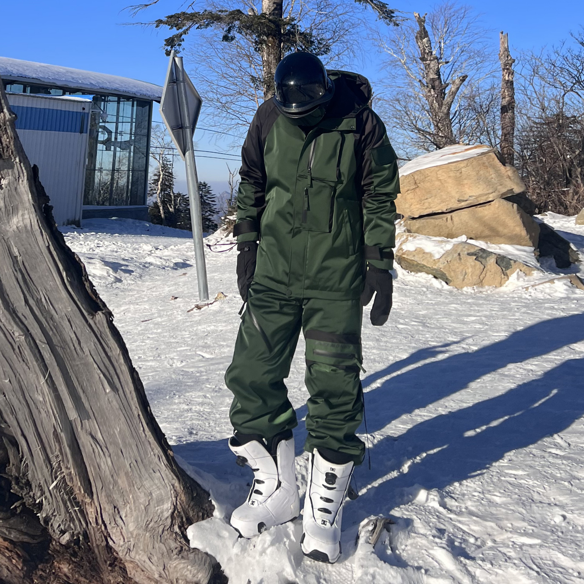 Functional Style For Men And Women With Waterproof Warm Thickened Loose Fitting Single Double Board Ski Suit Clothes