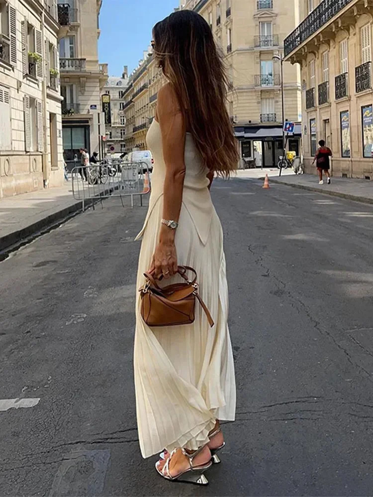 Elegant Women Solid Skirts 2 Pcs Sets Fashion Strapless Backless Top High Waist Long Skirt Suit Lady 2024 Spring Street Set 240403