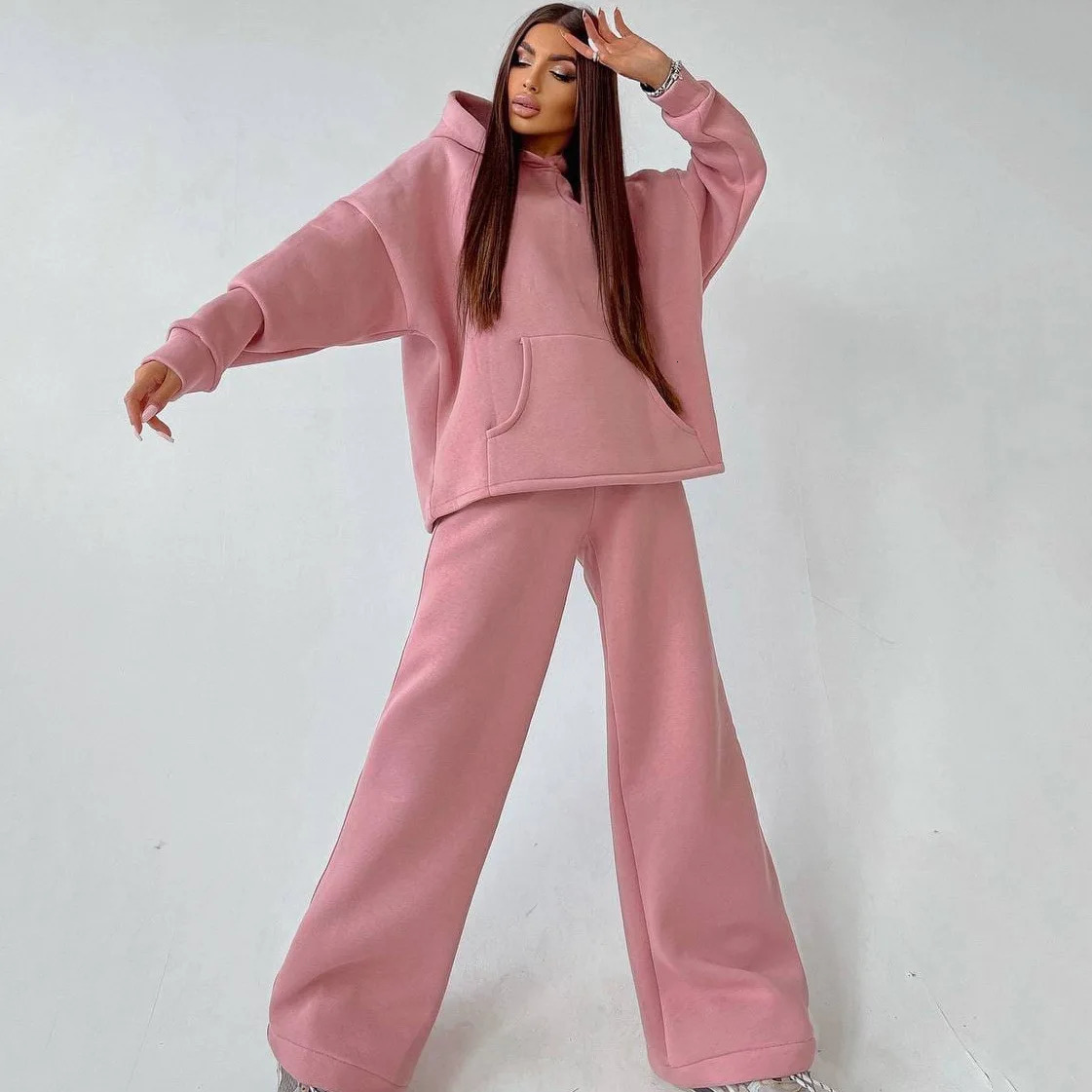 Womens Two Piece Outfits Lounge Sets Oversized Hoodies Autumn Fashion Sweat Suits Wide Leg Sweatpants With Pockets 241111