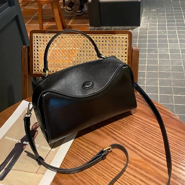 Boston Crossbody Shoulder Bags For Women Soft Leather Handbag Spring Summer New Daily Purses Casual Tote Patent Leather Zipper BagVoyage