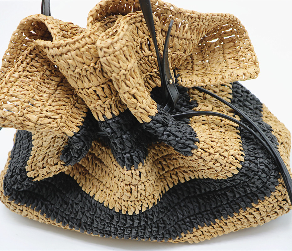 New striped crochet bag single-shoulder Tote straw bag closed women's bag