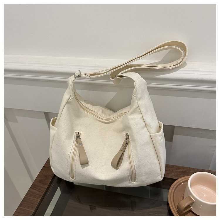 Personalized Tote Bag Fashion Trend 2024 New Casual Niche Class College Student Shoulder Bag Commuting Tote Bag