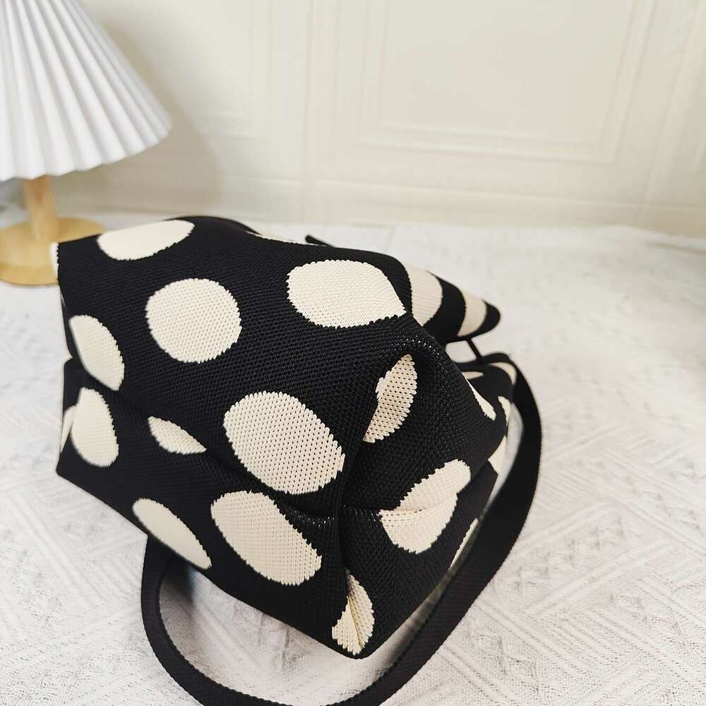 Fashion Simple Polka Dot Pattern Bucket Bag, All-Match Versatile Handbag For Women, Lightweight Daily Use Bag .