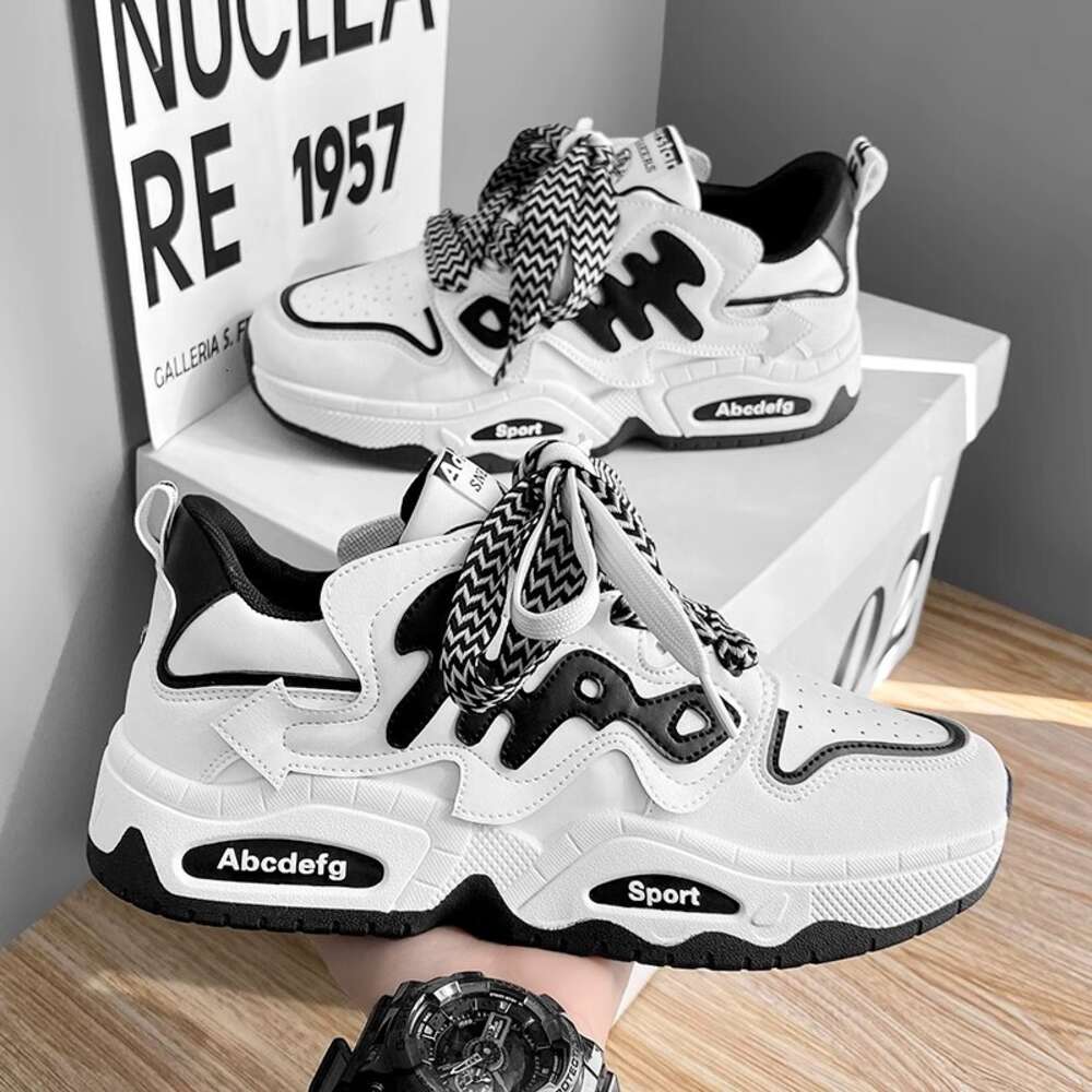 Men's Shoes, Autumn Versatile Brand, High-End Board With Thick Soles And Elevated Inner Height, Little White Trendy Shoes