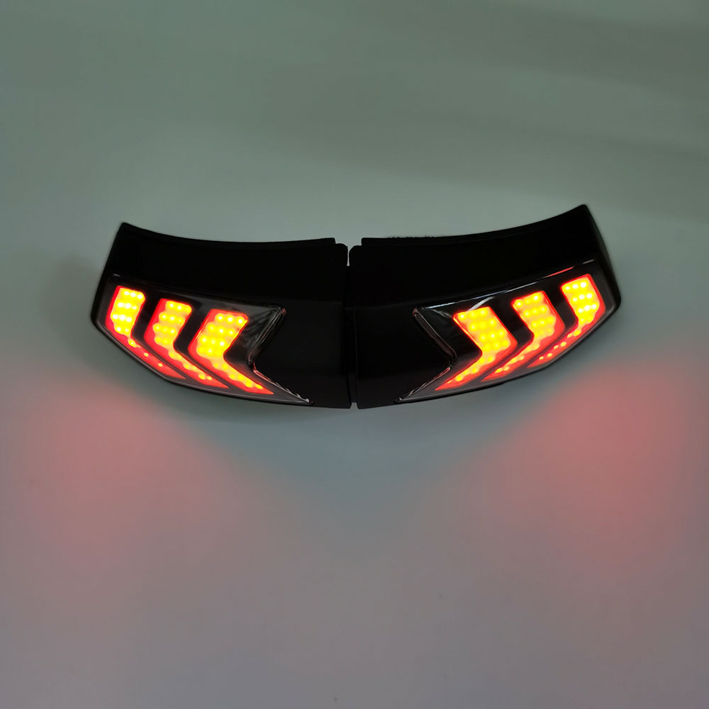 2023 Motorcycle Helmet Night Light Strip Safety Signal Warning Light Universal LED Motorbike Helmet Taillight For Bicycle helmet