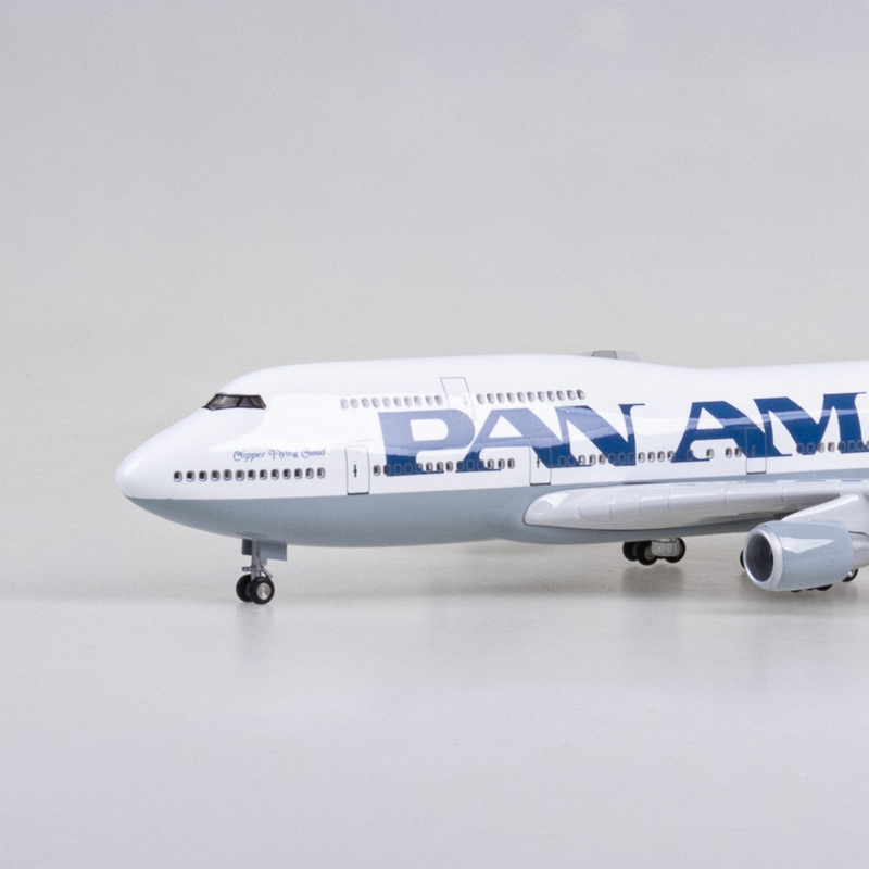 1/150 Scale 47cm Airplane 747 B747 Aircraft PAN AM Airline Model W Light and Wheel Diecast Resin Plane For Collection