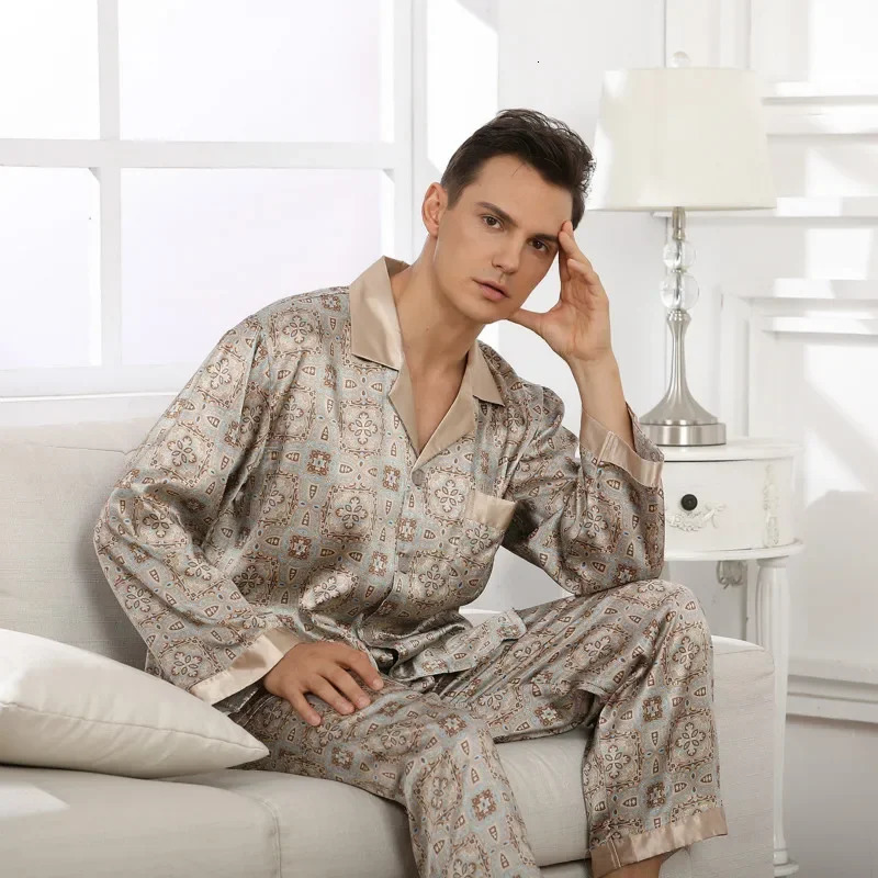 Mens Pajama Set EuroUS Size Comfort Men Nightwear Long Sleeve Pajamas Cozy Soft Housewear Silk Satin for Sleepwear 241111