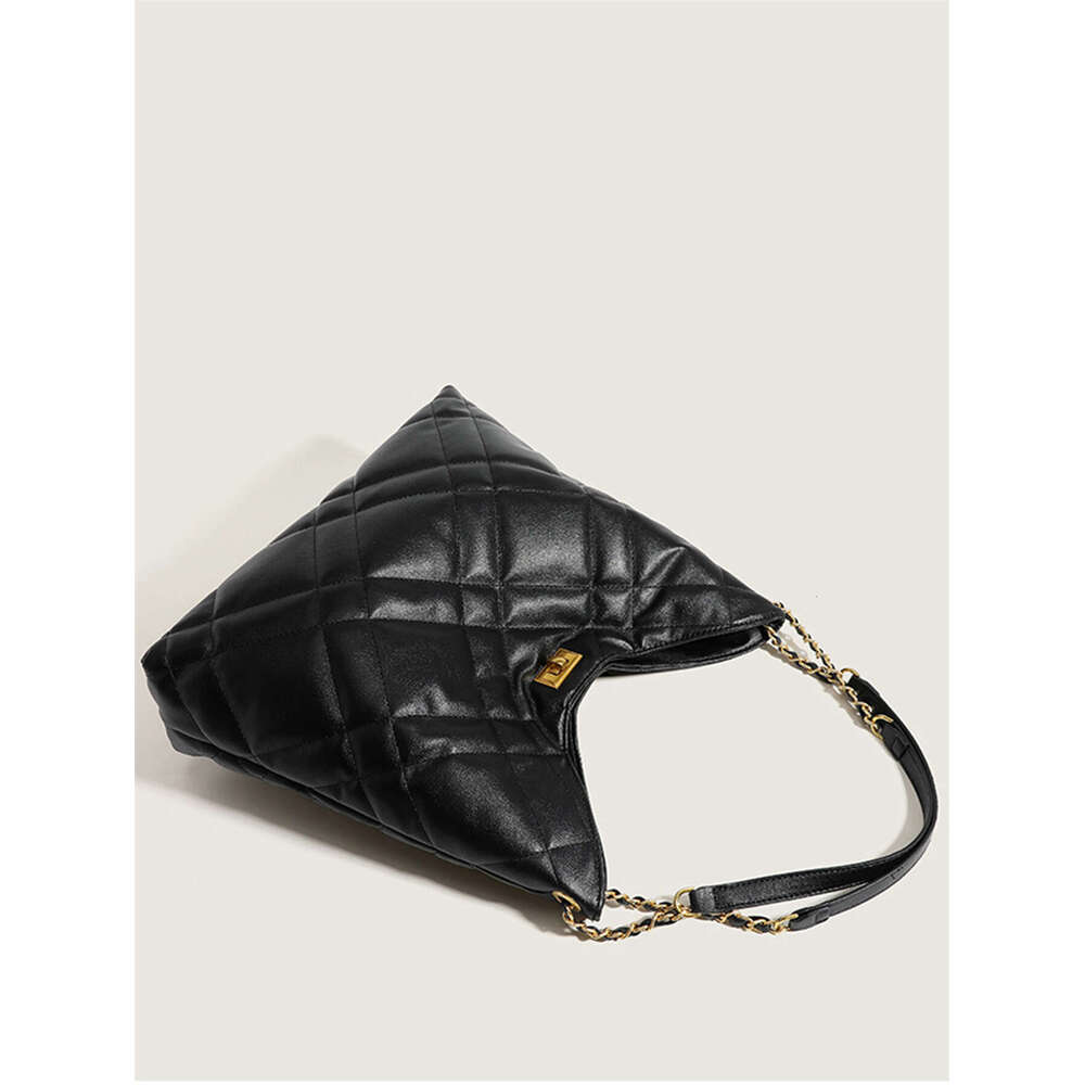 stylish singleshoulder tote with durable leather and chic chain detail by senior ringer 2024 collection