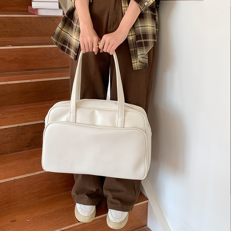 2025 Designer Autumn/Winter 3 2024 Versatile Large Capacity Tote Women's Premium Single Shoulder Bag