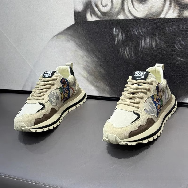2025 Little White Casual Sneakers Men's Spring New Trend Mesh Running Couple Versatile Board Shoes