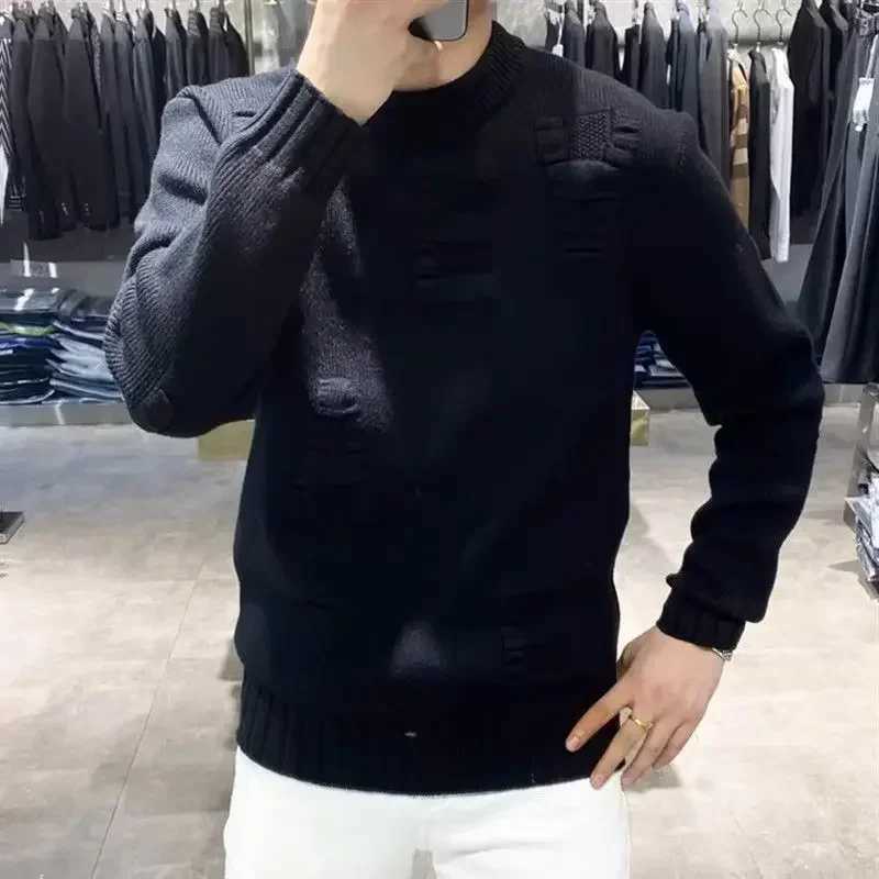 High Quality Mens clothing green knitted sweater M letter solid color plow hanger Korean fashion classic skydiving overheating T241111
