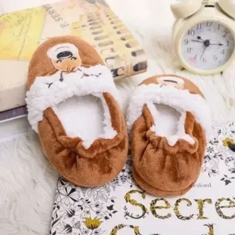 Childrens winter soft cute shoes baby warm thick shoes boys and girls cartoon Christmas casual slider 241111CJ