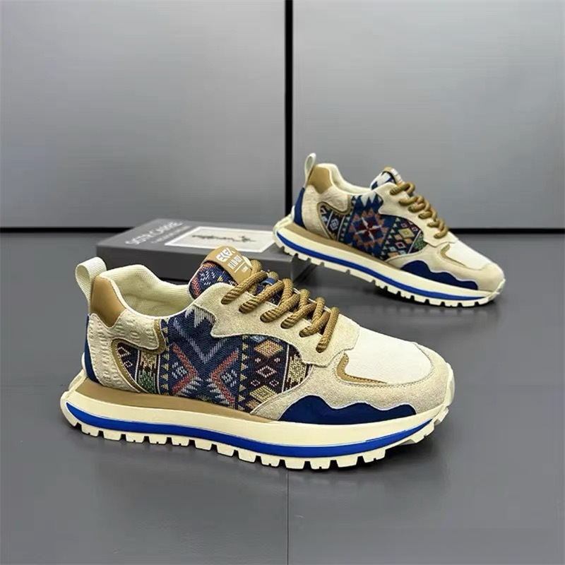 2025 Little White Casual Sneakers Men's Spring New Trend Mesh Running Couple Versatile Board Shoes