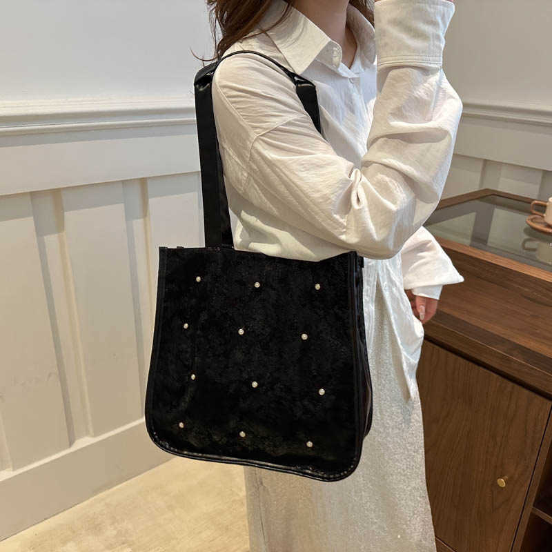 Minimalist Shoulder Bag With Bead Decoration Niche Design Hand-held Dual Shoulder Commuting Women's Bag