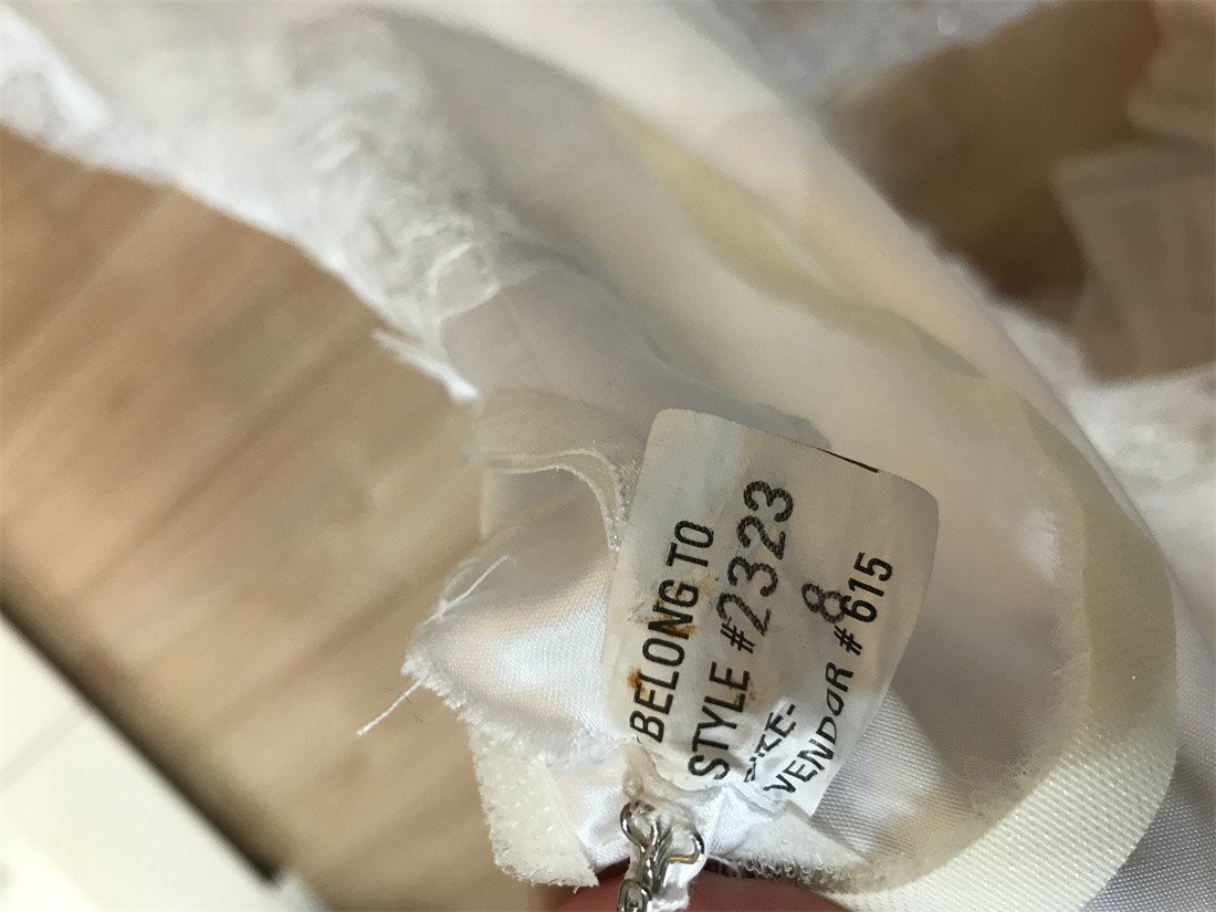 Instock Now Stock Sample Cleanrance Detachable Wedding Dresses Long Train Hollow Lace For Bride Size8 3 Meters Long Number 43