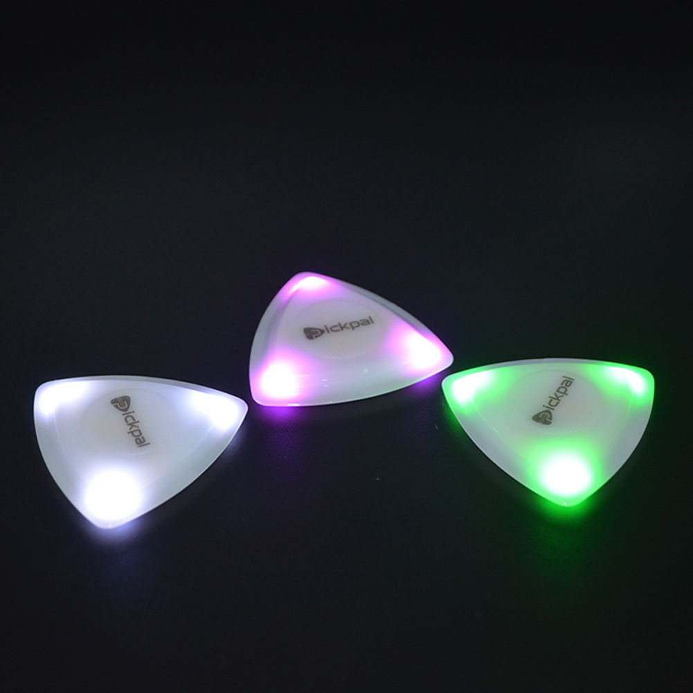 1-10Pc uitar Picks Medium Picks Plastic With High-sensitivity 2025 LED new Light Plectrum For Bass Electric Guitar Accessories Guitarists