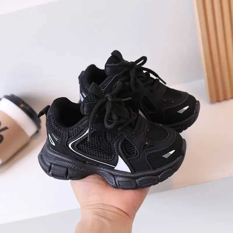 Childrens tennis shoes childrens non slip white sports shoes X250409
