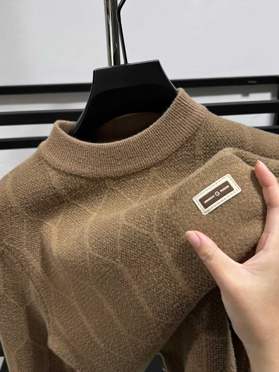 High Quality Luxury mens knitted sweater with plain neck jacquard thickened warm plow winter new style simple and fashionable version suitable for men