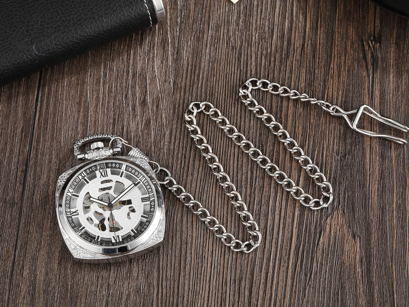 Silver Roman numerals square dial mechanical hand wound pocket watch open elegant retro manual pendant mechanical chronograph 241108