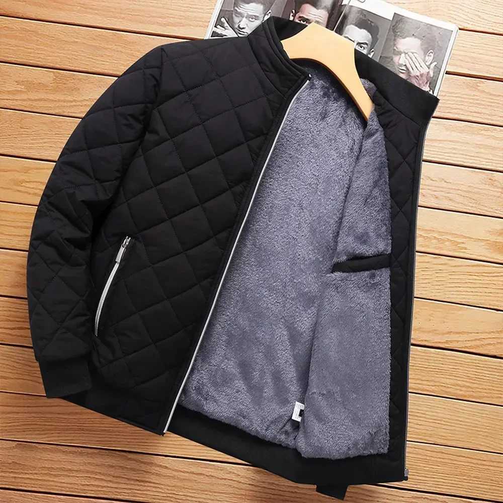 2023 New Slim Fit Jacket Autumn/Winter Bomber Jacket Mens Pattern Wool Lining Casual Jacket Mens Fashion Clothing W241111