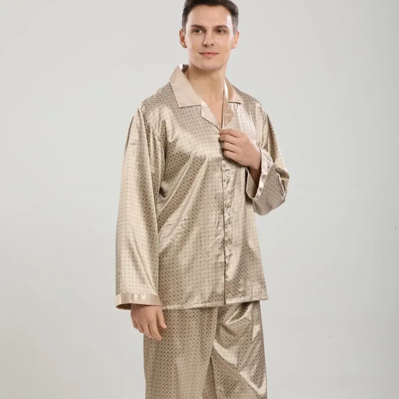 Mens Pajama Set EuroUS Size Comfort Men Nightwear Long Sleeve Pajamas Cozy Soft Housewear Silk Satin for Sleepwear 241111