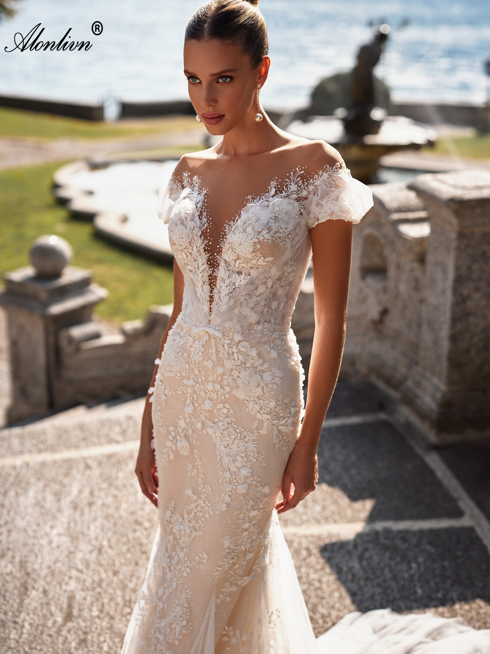 Elegance Lace 2 In 1 Mermaid Wedding Dress Stunning Beading Appliques Lace With Removable Silky Tulle Train Illusion V-Neck Shoort Sleeves Trumpet Bri