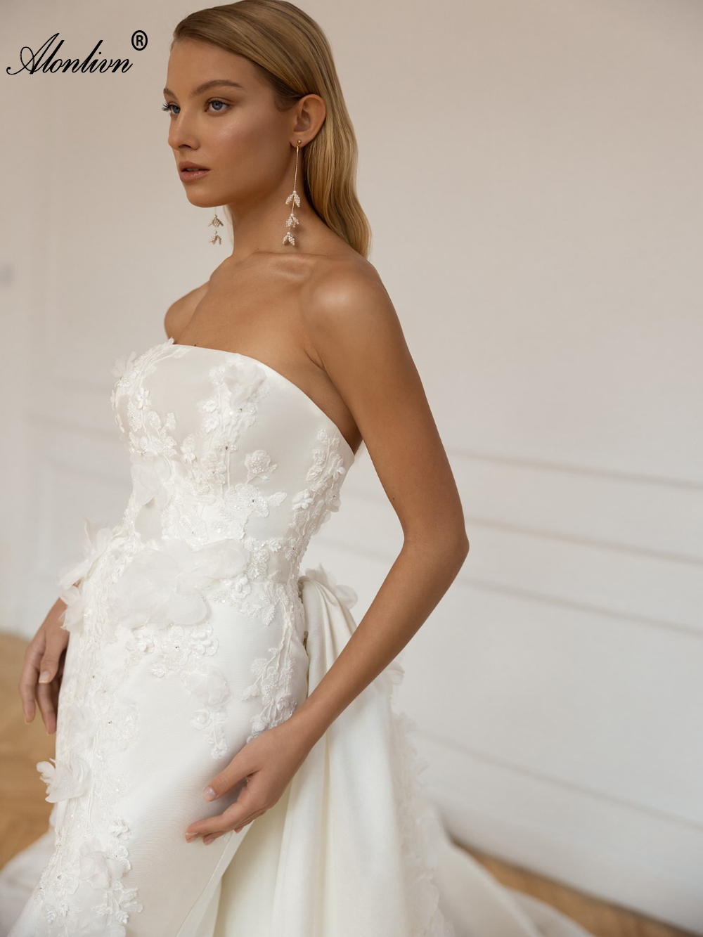 Attackable Strapless 2 In 1 Mermaid Wedding Dress Beading Pearls Appliques Decathed With 3D Flowers Removable Satin Train Off The Shoulder Trumpet Bri