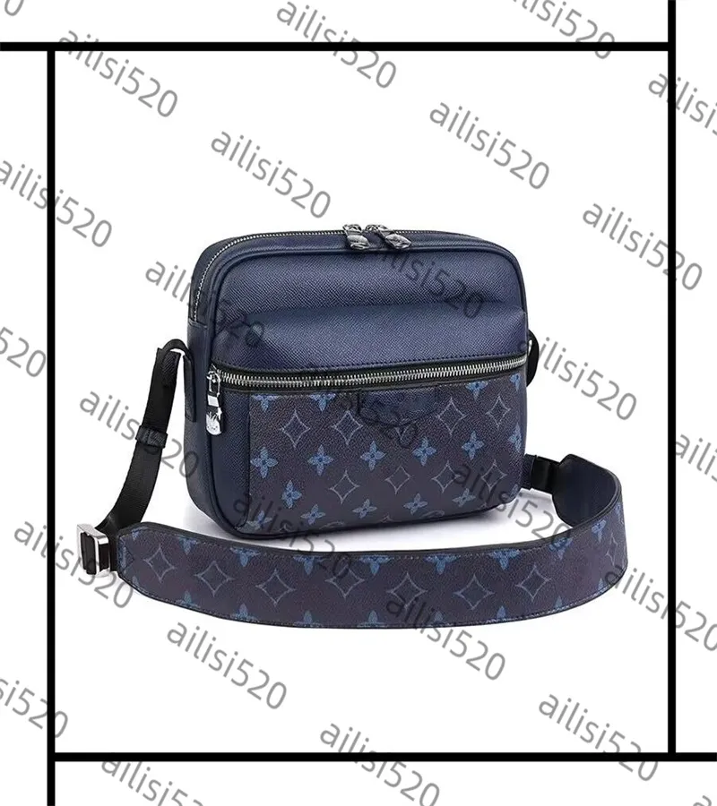Lock Bag Crossbody Men's Designer Messenger Bag Embossed Shoulder Messenger Messenger Bag Handbag Luxury Crossbody Purse Purse M46246