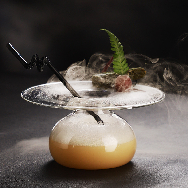 Creative Cocktail Glasses UFO Restaurant Hotel Molecule Gourmet Container Glassware Japanese Cuisine Sashimi Flying Saucer Plate