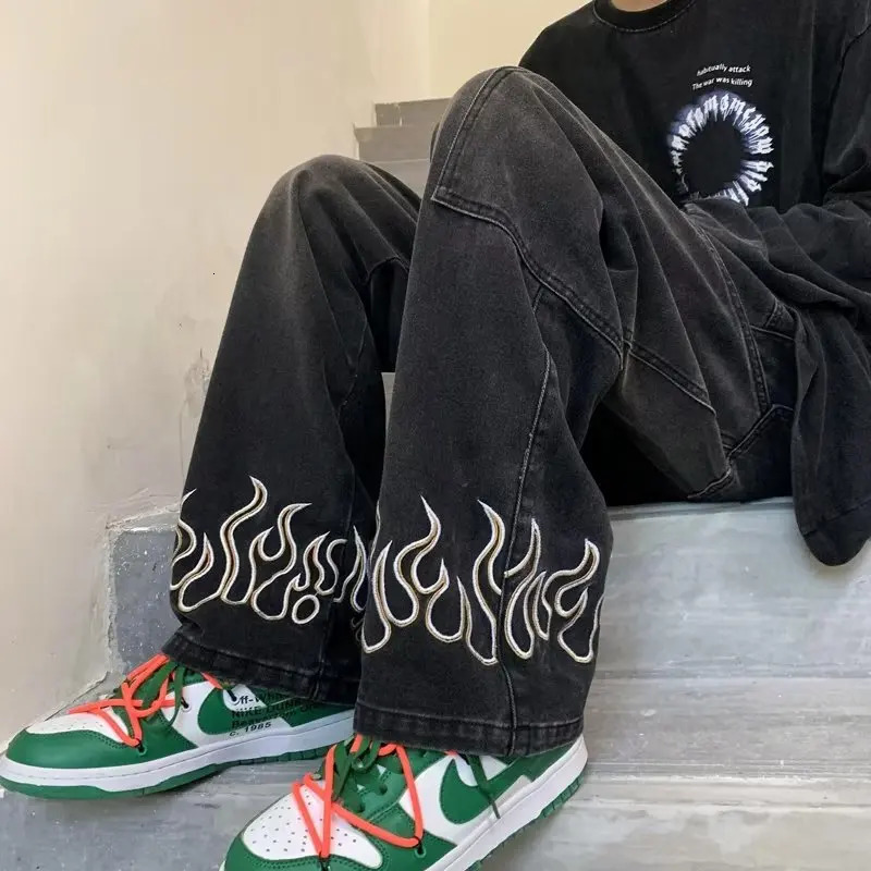 Spring Autumn Mens Jeans Korean Street Men Clothing Hip Hop Casual Skateboarding Pants BLACK JEANS WITH FLAME EMBROIDERY 241111