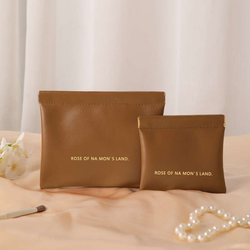 Fragment with automatic closure, wired earphone storage bag, PU zero wallet, mini portable lipstick and makeup bag