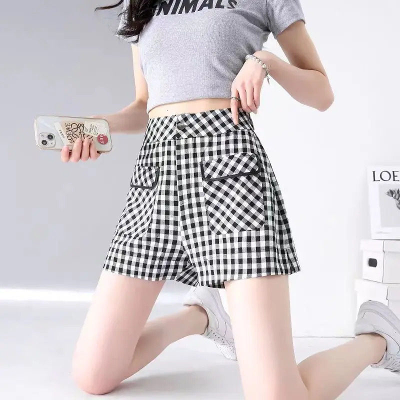 Summer Women Korean Fashion Retro Elegant Plaid Print Aline Shorts Female High Waist Casual Pockets Split Chic Short Pants 240411