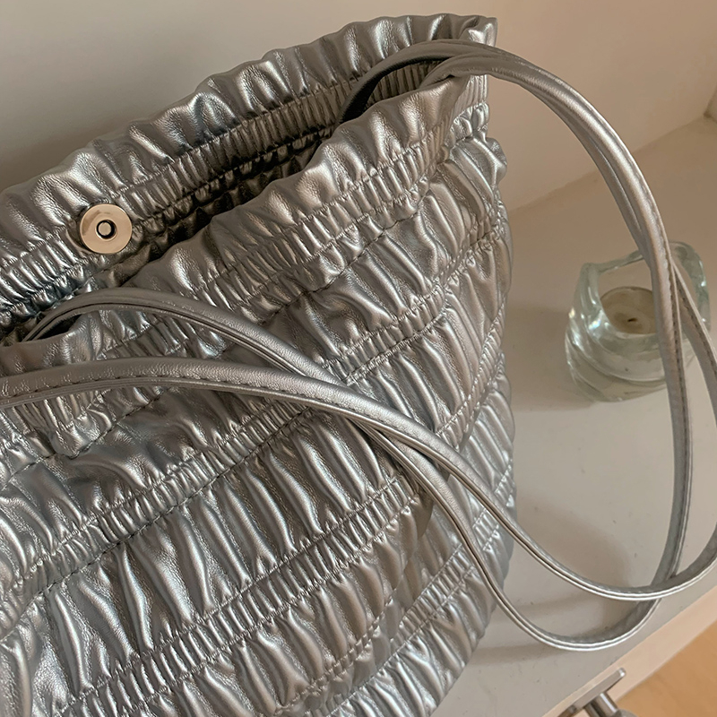 Silver Pleated Drawstring Shoulder Bucket Bags Women Designer Soft PU Leather Small Handbags Female Casual Purse Underarm Bag